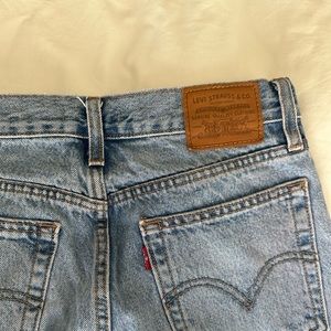 Levi’s Wedgie Jeans